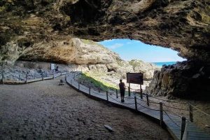 Waenhuiskrans Cave 1